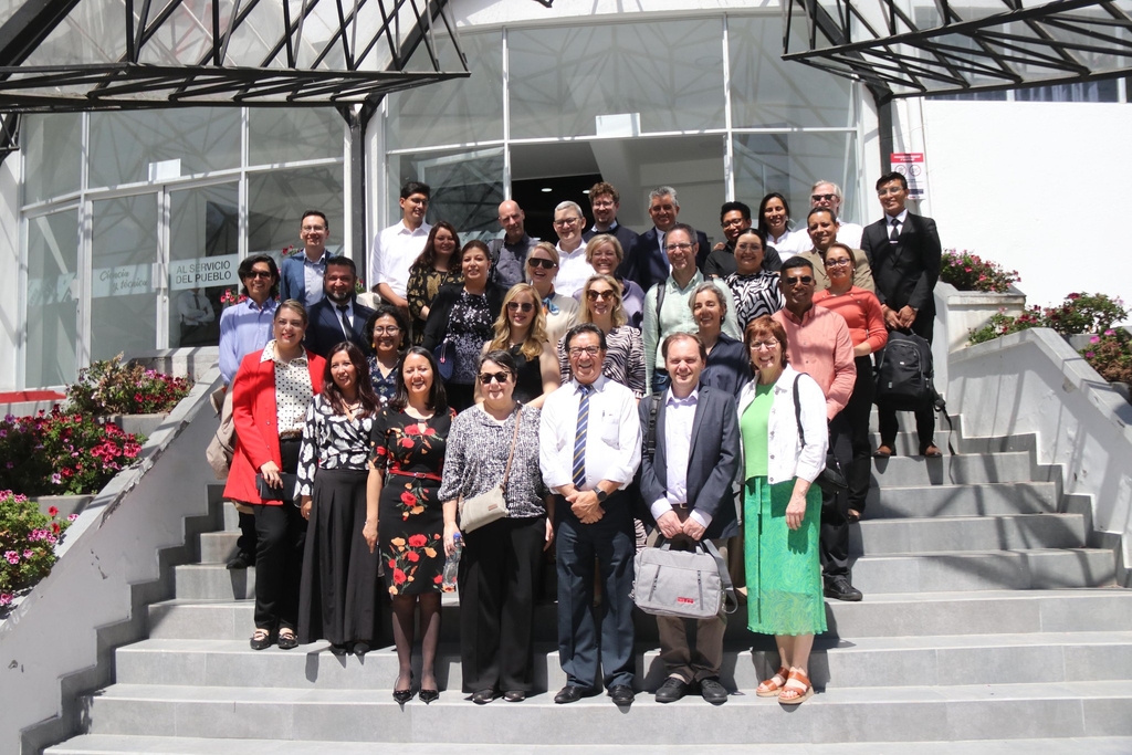 Visit to UTN